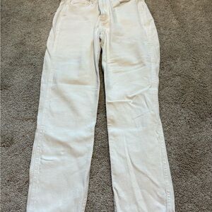 Hollister Curvy Ultra High Rise Mom Jean